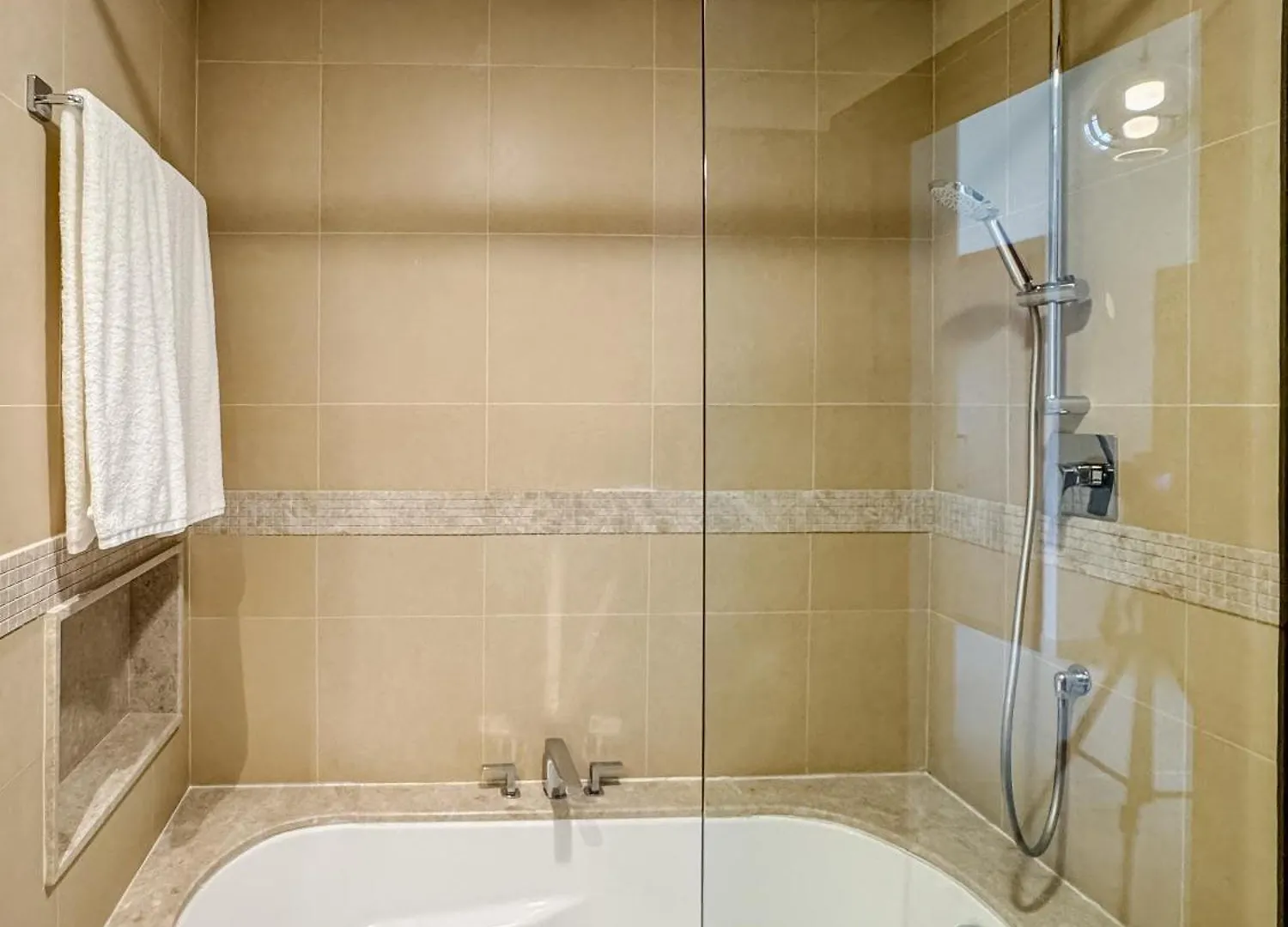 Dubai Mall Direct Access Apartment - Burj Vista 0*,