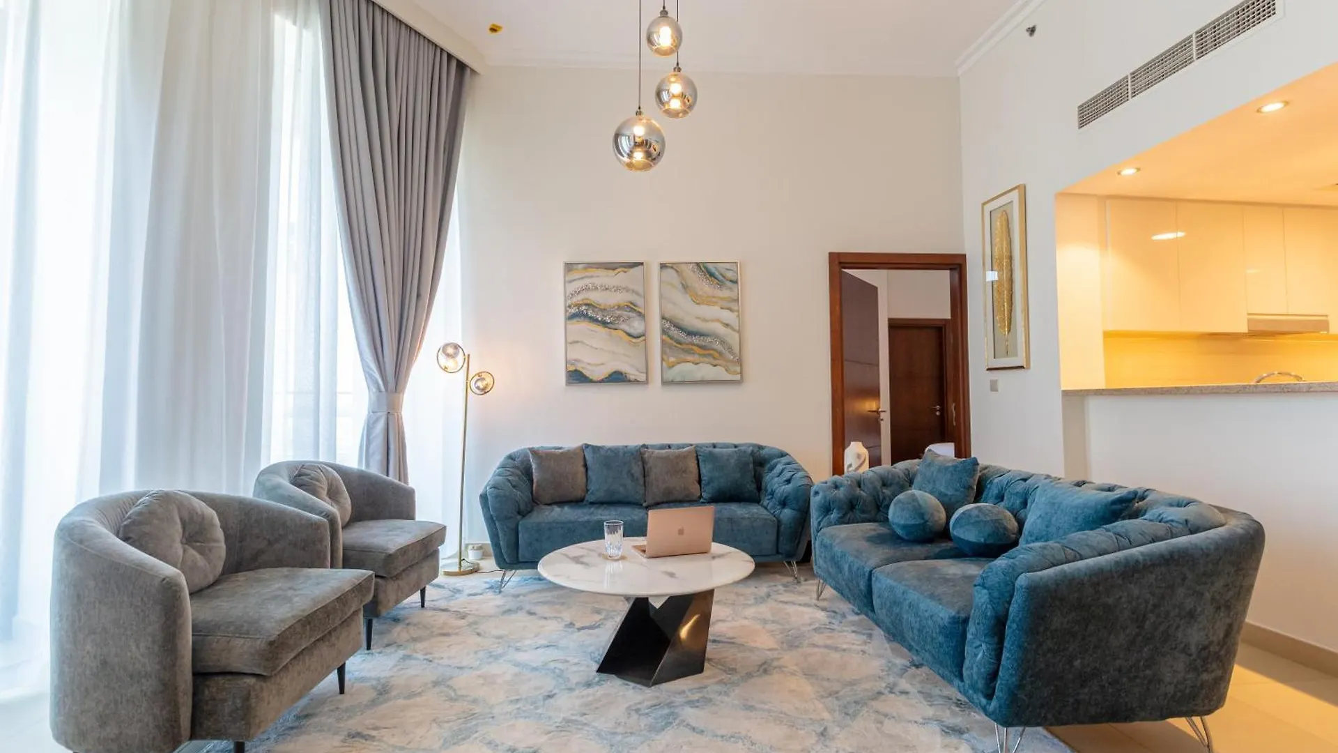 Dubai Mall Direct Access Apartment - Burj Vista